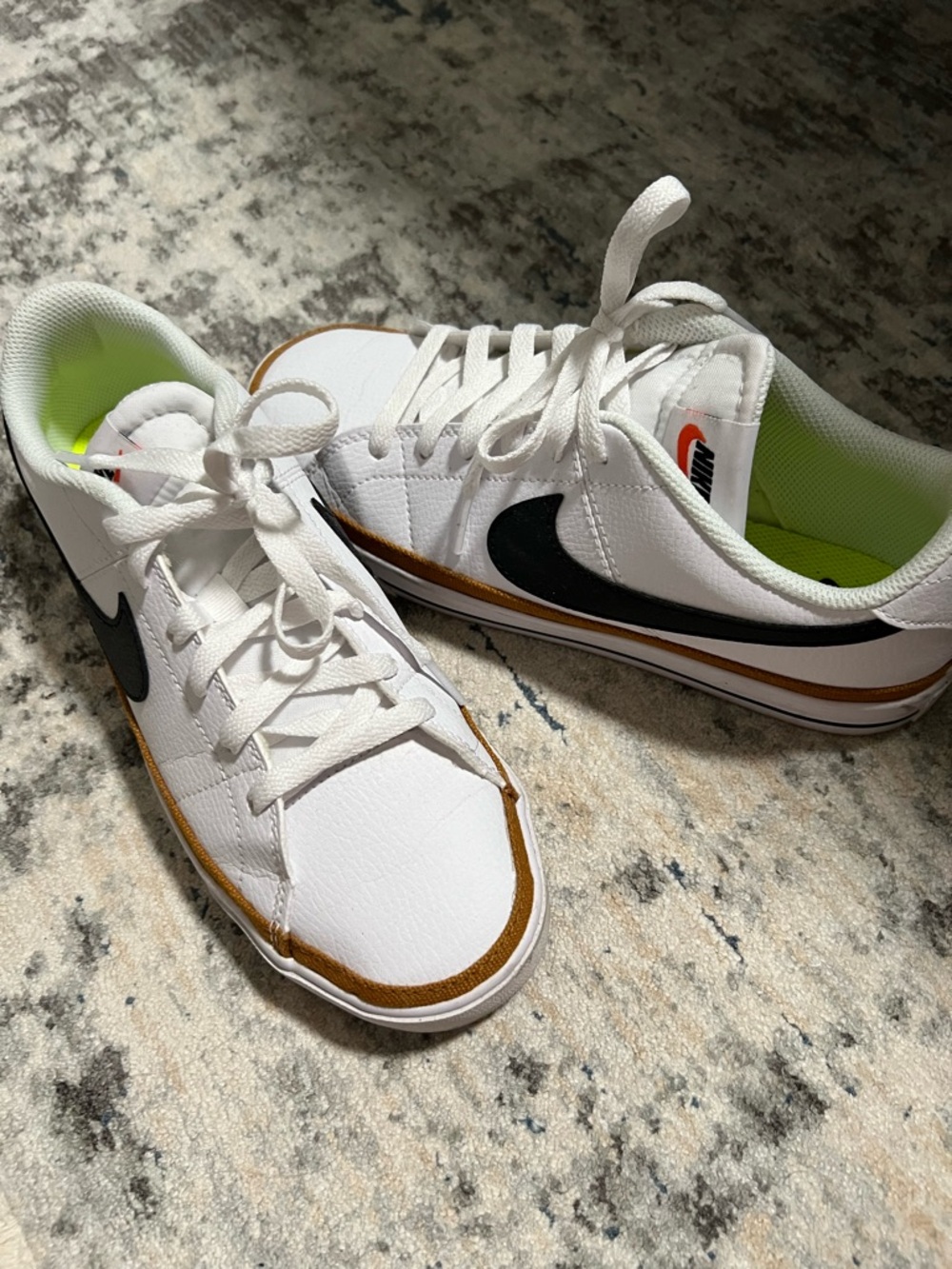 Nike Women’s Court Legacy